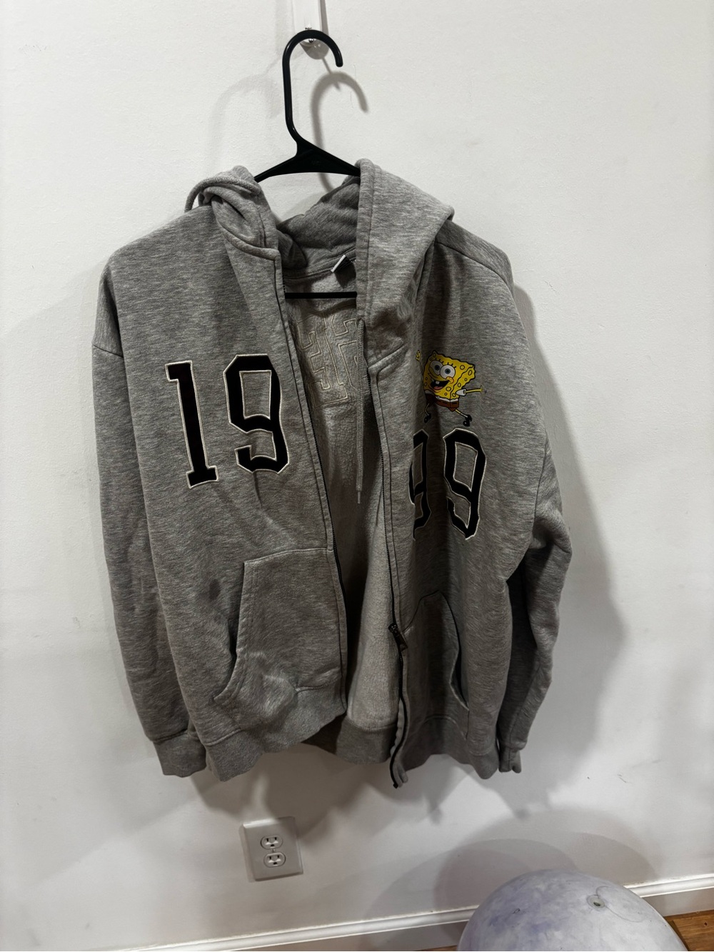 Aeropostale x SpongeBob Collab Limited Edition 90s Cartoon Nickelodeon Hoodie